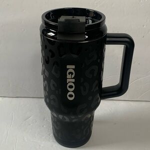 Las Vegas Raiders 32 oz Tumbler NFL Igloo Insulated Mug NWT